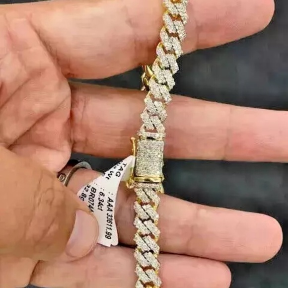 10MM Lab Created Diamond Cuban Link Bracelet – 14K Yellow Gold Plated 8” Men’s - Picture 3 of 6